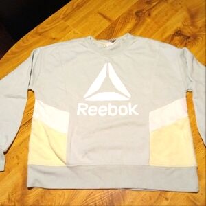 Reebok Long Sleeve Sweater Size Large